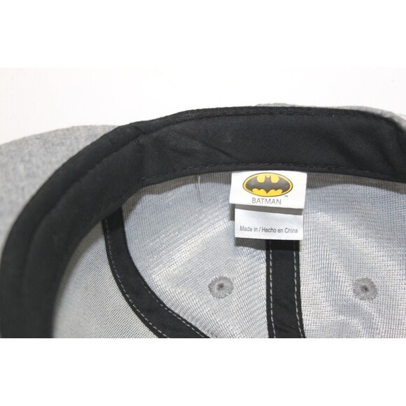DC Batman Snapback Baseball Cap Hat Bat Logo Color Flat Brim Youth Adjustable - Picture 6 of 7